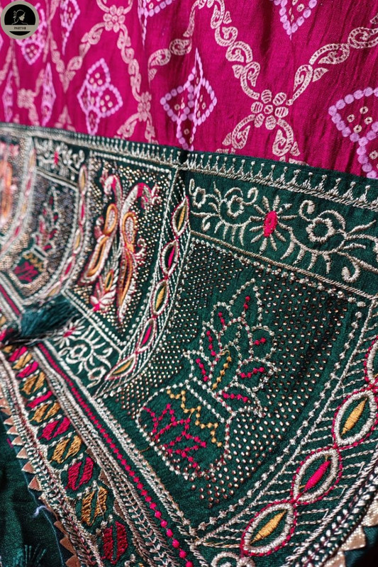 Pink Badhni Work, Printed Saree with Thin Zari Border, Ready To Wear Saree with Unstitched Blouse-2