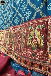 Blue Badhni Work, Printed Saree with Thin Zari Border, Ready To Wear Saree with Unstitched Blouse-2