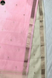 White Maheswari Saree With Thin Zari Border, Full Body Buta Work with Contrast Pink Unstitched Blouse Piece-2