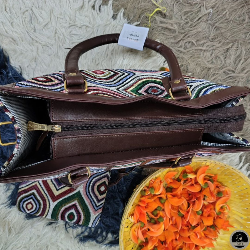 Printed Side Bag with Pocket Pouch-0