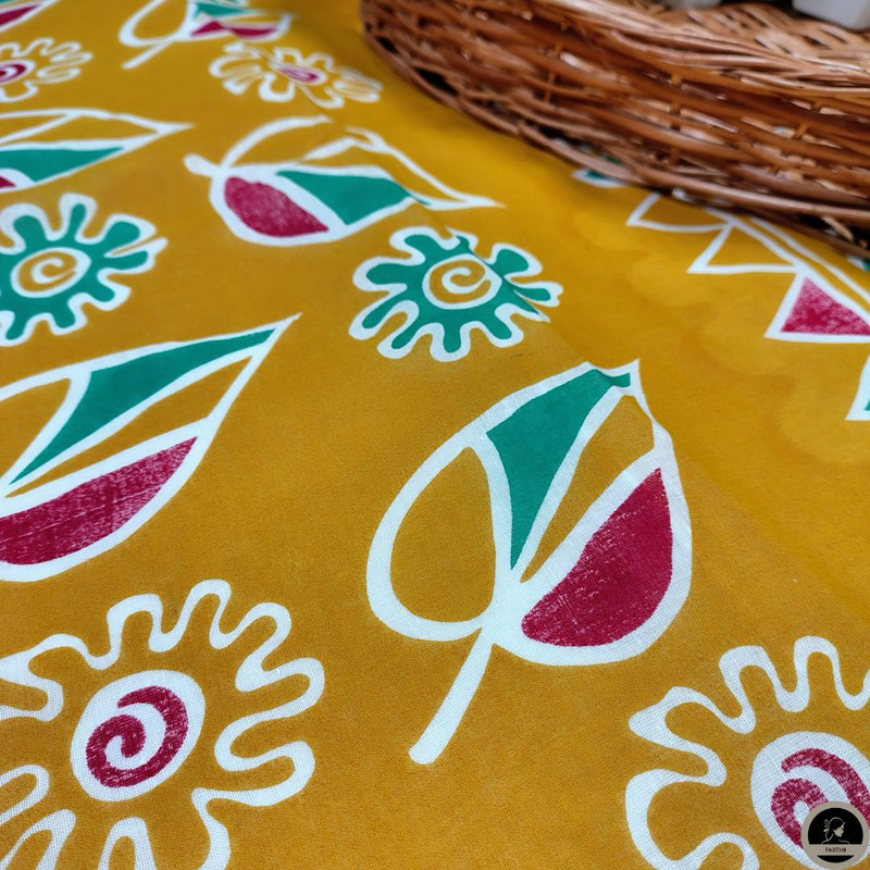 Soft Mul Mul Cotton Saree (White) best for summer season-1