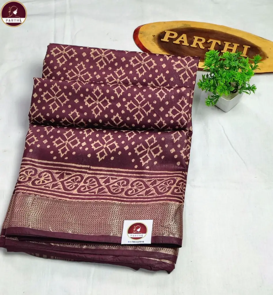 Maroon_Maheswari_Silk_Saree 1.webp