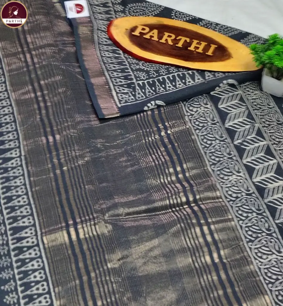 Grey_Maheshwari__Silk_Saree 2.webp