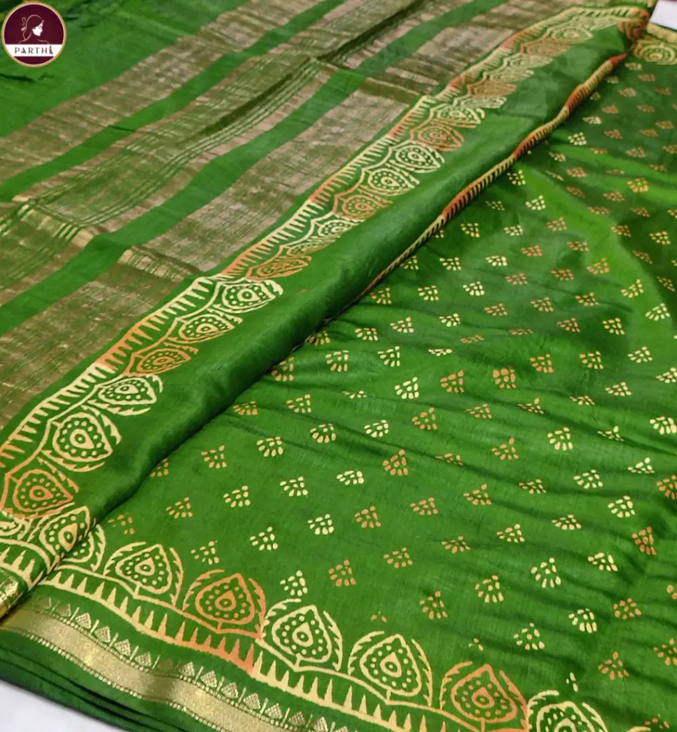 Green-Bapta-silk 3.webp