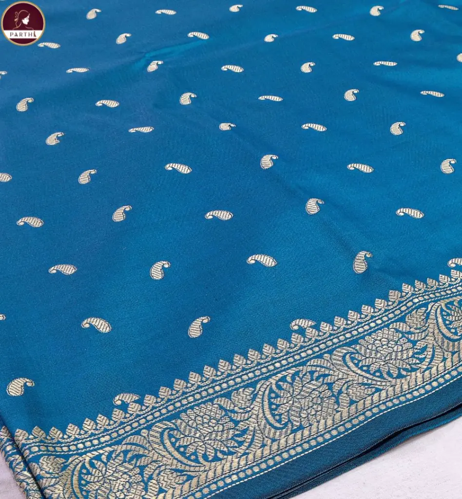 Blue-Resham-Katan-with-Resham-Threadwork 2.webp