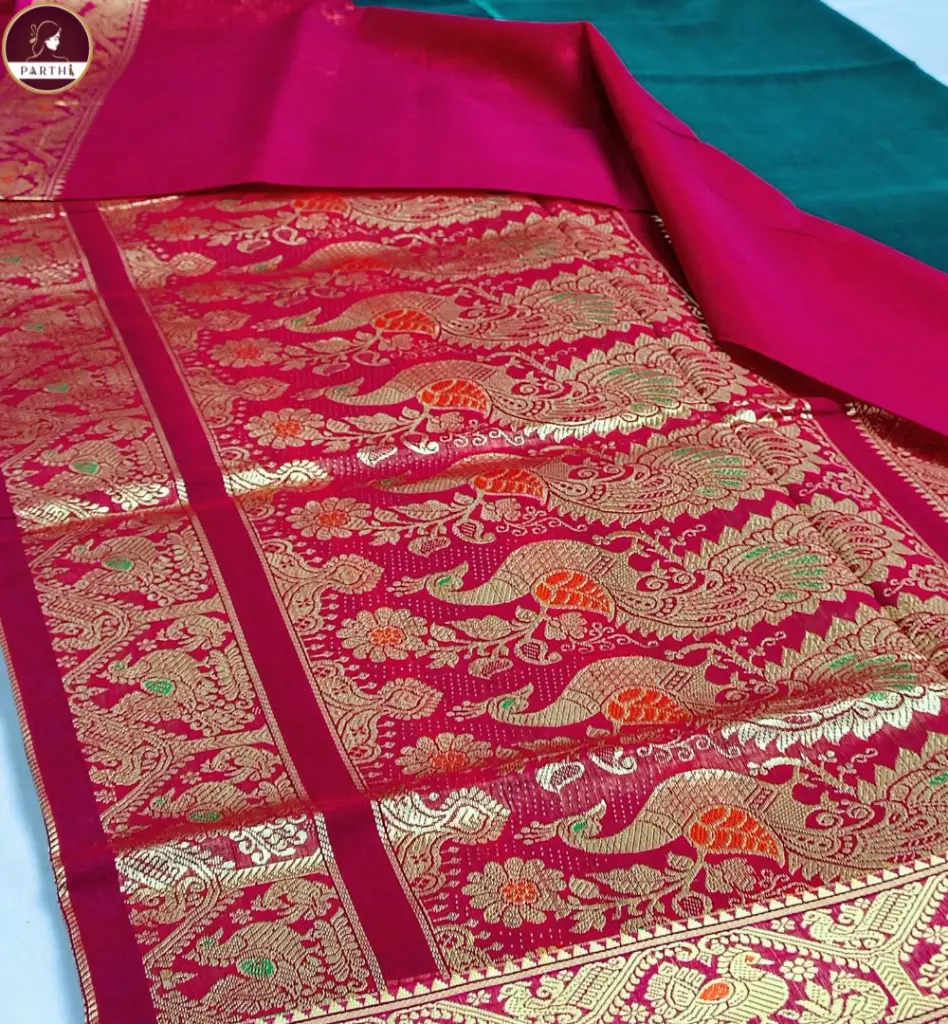 Deep-Green-Kanchpuram-with-zari-border 2.webp