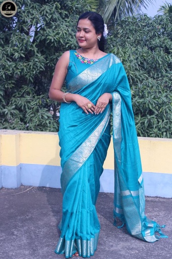 [E-COM-MGS-001] Green Muga Silk Saree, Solid Plain Body with Zari Border, Ready To Wear with Unstitched Blouse